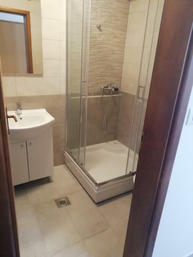 Appartement Ana à Sveti Filip i Jakov Extérieur photo